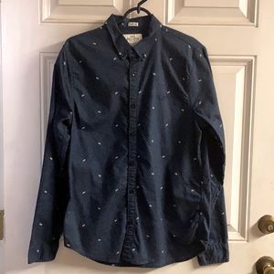 American Eagle 🦅 guys causal button down shirt. New no tags size medium